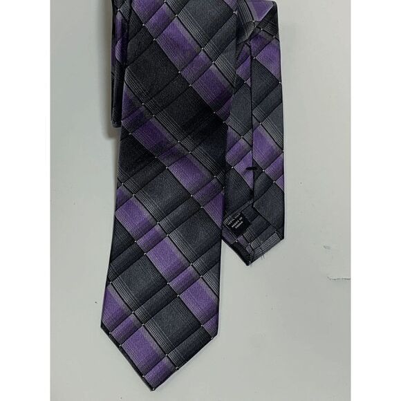 Kenneth Cole Awearness Men's Silk Check Designer Tie Necktie Black Purple NWT - Picture 1 of 3